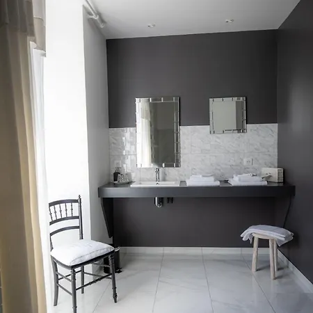B&B Au Manoir Des Loges 3*