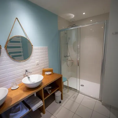 Au Manoir Des Loges 3*