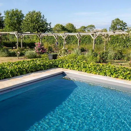 Bed & Breakfast Au Manoir Des Loges Quettreville-sur-Sienne