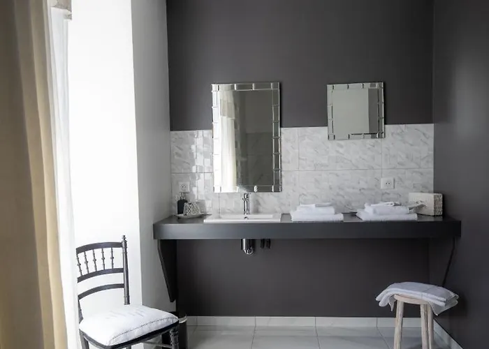 Bed & Breakfast Au Manoir Des Loges 3*