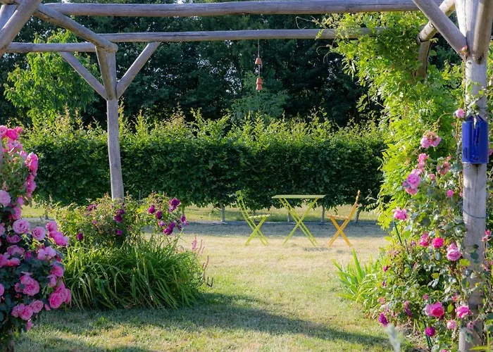 Au Manoir Des Loges 3*