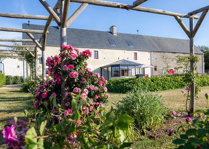 Bed & Breakfast Au Manoir Des Loges 3*